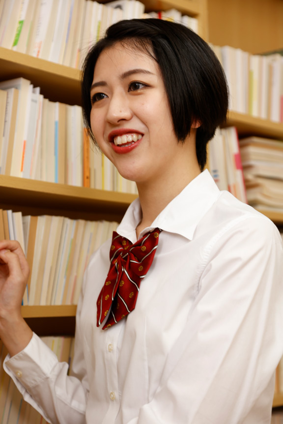私と付き合ってください！放課後エッチ！ 可愛いクラスメイトからの告白！湧き上がる性欲に勝てずに誰もいない学び場で、クラスメイトのマ○コに僕のオチ○ポ出し入れしちゃった！ 水谷梨明日