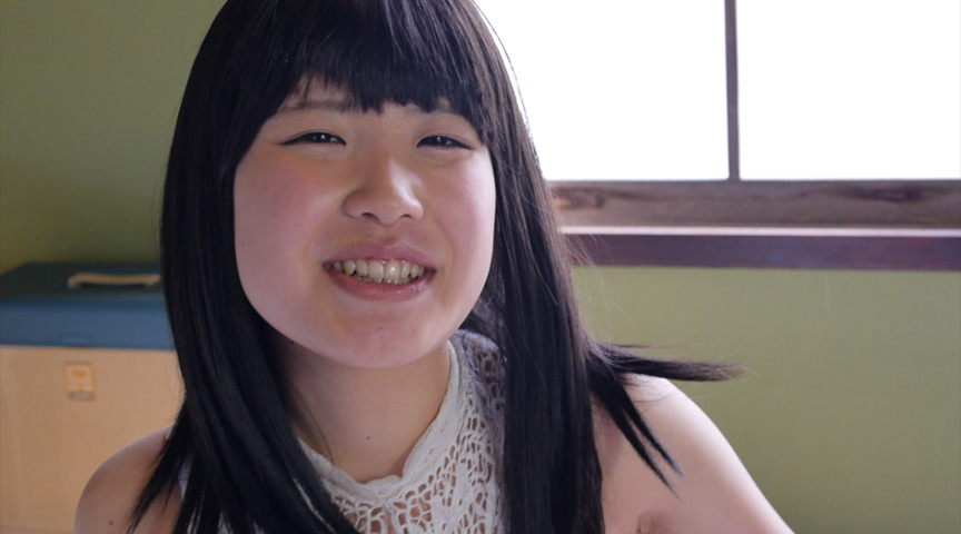 ハジめての野外露出 ドキドキ羞恥さんぽ 芦田知子